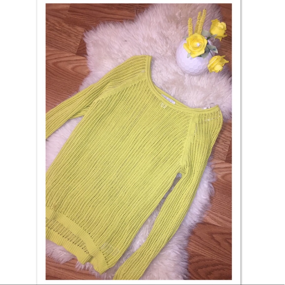 Yellow sweater